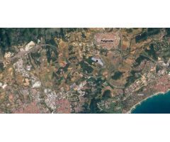 Parcela de 990m² totalmente plana en la exclusiva zona de Puigmoltó