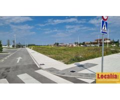 Extenso suelo de uso terciario, Bezana, Cantabria