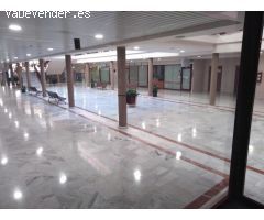 Local en venta en Toledo de 845 m2