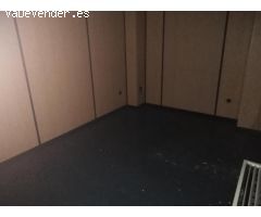 Local en venta en Toledo de 845 m2