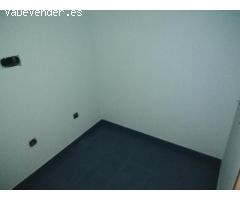 Local en venta en Toledo de 845 m2