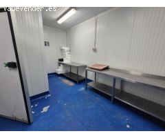 ? Se vende nave industrial adosada