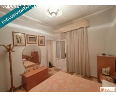 ¡¡ Excelente oportunidad para implantar tu negocio y/o vivienda !!