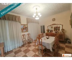 ¡¡ Excelente oportunidad para implantar tu negocio y/o vivienda !!