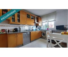 Espacio, luz y tranquilidad a un paso de todo. Tu chalet ideal en Residencial Bellavista, con jardí