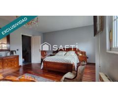 Espacio, luz y tranquilidad a un paso de todo. Tu chalet ideal en Residencial Bellavista, con jardí