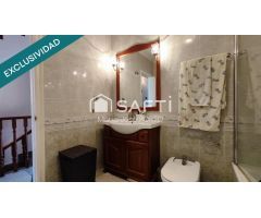 Espacio, luz y tranquilidad a un paso de todo. Tu chalet ideal en Residencial Bellavista, con jardí