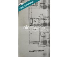 Espacio, luz y tranquilidad a un paso de todo. Tu chalet ideal en Residencial Bellavista, con jardí