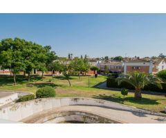 Extraordinaria casa en venta en Montequinto