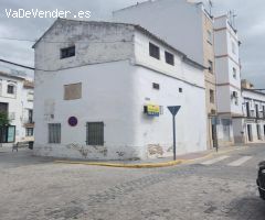 Gran oportunidad!!! Casa para reformar en Écija, muy cerca del Palacio de Benamejí!!