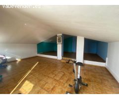 vivienda con piscina y bodega, Ideal para familias