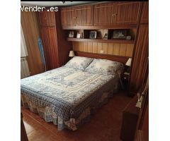 Casa familiar con patio y merendero completo.