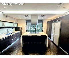 UNICA Y EXCLUSIVA VILLA DE ALTO STANDING EN CARBAJAL DE LA LEGUA