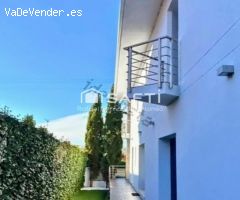 UNICA Y EXCLUSIVA VILLA DE ALTO STANDING EN CARBAJAL DE LA LEGUA