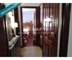 CASA CON ESPECTACULARES VISTAS AL MAR ,TERRAZA, GARAJE Y CERCA DE LA PLAYA - VIGO
