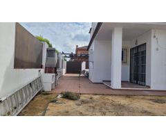 Gran vivienda pareada en Coria del Río!!!!