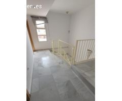 Gran vivienda pareada en Coria del Río!!!!