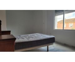 Gran vivienda pareada en Coria del Río!!!!
