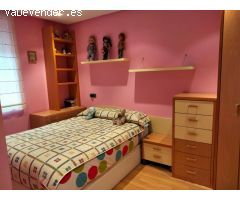 Chalet Adosado en León - Tu Cálido Refugio en la Zona de Mariano Andrés.