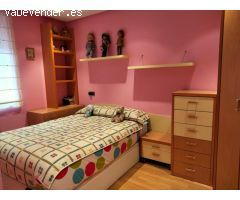 Chalet Adosado en León - Tu Cálido Refugio en la Zona de Mariano Andrés.