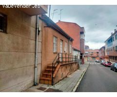 Chalet Adosado en León - Tu Cálido Refugio en la Zona de Mariano Andrés.