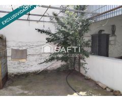 ME VENDEN EN CINCO CASAS (Ciudad Real)