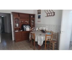 Casa de planta baja en Montehermoso, amueblada y con desván grande.