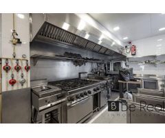INVERSIÓN: DOS RESTAURANTES EN VENTA EN GUADALMINA BAJA