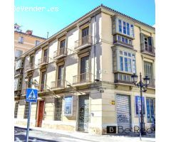 EXCLUSIVA OPORTUNIDAD DE INVERSIÓN: EDIFICIO EN EL CENTRO HISTÓRICO DE MÁLAGA