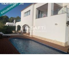 DISTINGUIDO CHALET CON PISCINA Y LICENCIA TURÍSTICA EN ZONA COSTERA DE CIUTADELLA