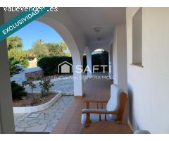DISTINGUIDO CHALET CON PISCINA Y LICENCIA TURÍSTICA EN ZONA COSTERA DE CIUTADELLA