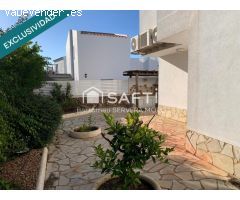 DISTINGUIDO CHALET CON PISCINA Y LICENCIA TURÍSTICA EN ZONA COSTERA DE CIUTADELLA