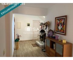 DISTINGUIDO CHALET CON PISCINA Y LICENCIA TURÍSTICA EN ZONA COSTERA DE CIUTADELLA