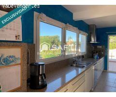DISTINGUIDO CHALET CON PISCINA Y LICENCIA TURÍSTICA EN ZONA COSTERA DE CIUTADELLA