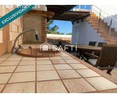 DISTINGUIDO CHALET CON PISCINA Y LICENCIA TURÍSTICA EN ZONA COSTERA DE CIUTADELLA