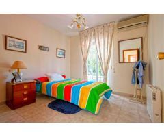 Preciosa vivienda adosada en Tomares, en urbanización Paraíso de Santa Eufemia!!!