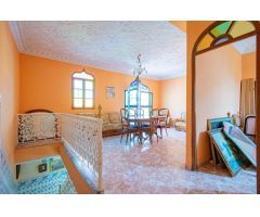 Gran casa con patio y piscina en Mairena del Aljarafe!!!