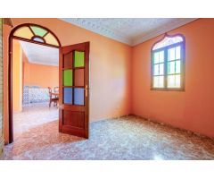 Gran casa con patio y piscina en Mairena del Aljarafe!!!
