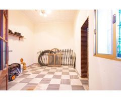 Gran casa con patio y piscina en Mairena del Aljarafe!!!