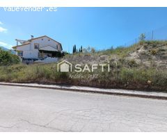 Parcela urbana de 500 m² en Quesada con Proyecto. SIN COMISIÓN DE COMPRA.