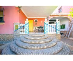 Gran casa en Barriada San Rafael, en Alcalá de Guadaíra!!!