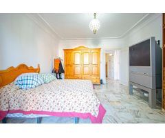 Gran casa en Barriada San Rafael, en Alcalá de Guadaíra!!!