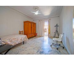 Gran casa en Barriada San Rafael, en Alcalá de Guadaíra!!!