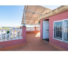 Gran casa en Barriada San Rafael, en Alcalá de Guadaíra!!!