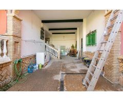 Gran casa en Barriada San Rafael, en Alcalá de Guadaíra!!!