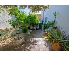 Gran casa en Barriada San Rafael, en Alcalá de Guadaíra!!!