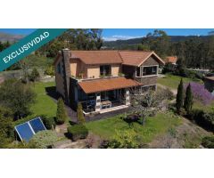 CASA CHALET CON TERRENO EN BRETAL ( RIBEIRA )