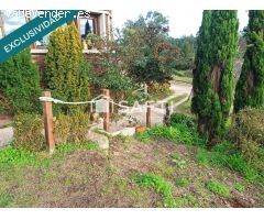 CASA CHALET CON TERRENO EN BRETAL ( RIBEIRA )