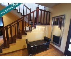 CASA CHALET CON TERRENO EN BRETAL ( RIBEIRA )