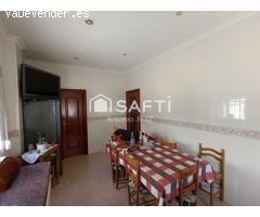 Amplia vivienda unifamiliar de 306 m² en Quesada. SIN COMISIÓN DE COMPRA